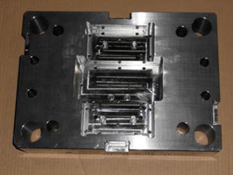 井研精密塑料模-06